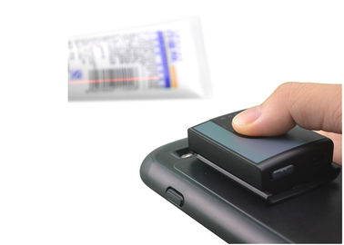 As mãos livram o mini leitor sem fio do código de barras, varredor de laser 1D pequeno